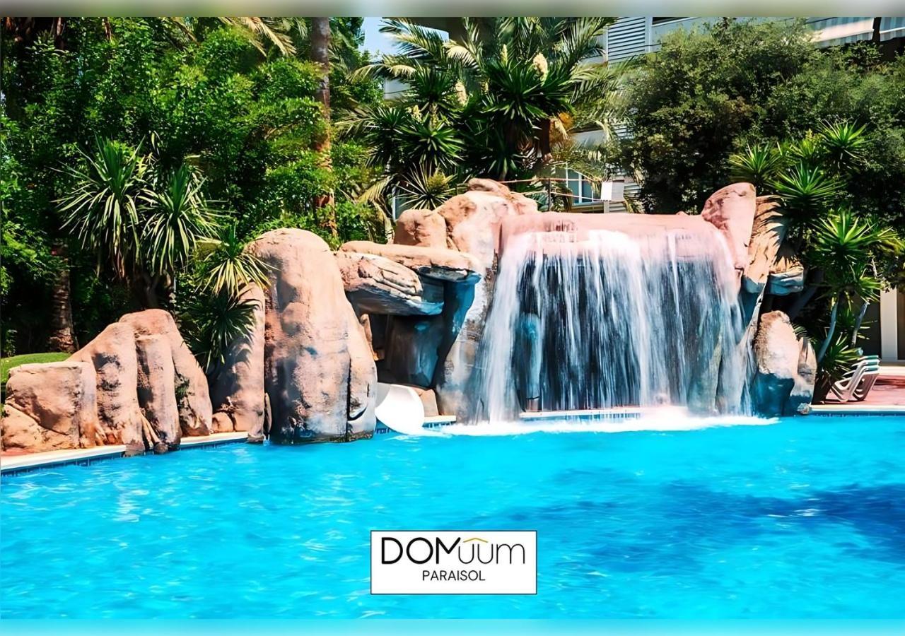Domuum Holidays - Paraisol Family Home サロウ エクステリア 写真