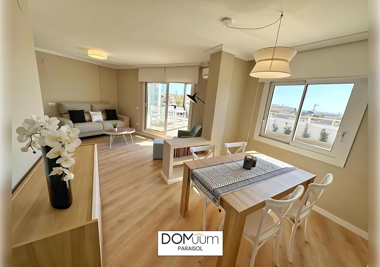 Domuum Holidays - Paraisol Family Home サロウ エクステリア 写真